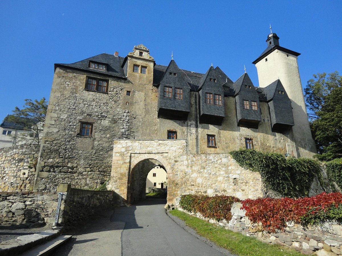 Burg Ranis - Ein Prächtiges Schloss In Deutschland