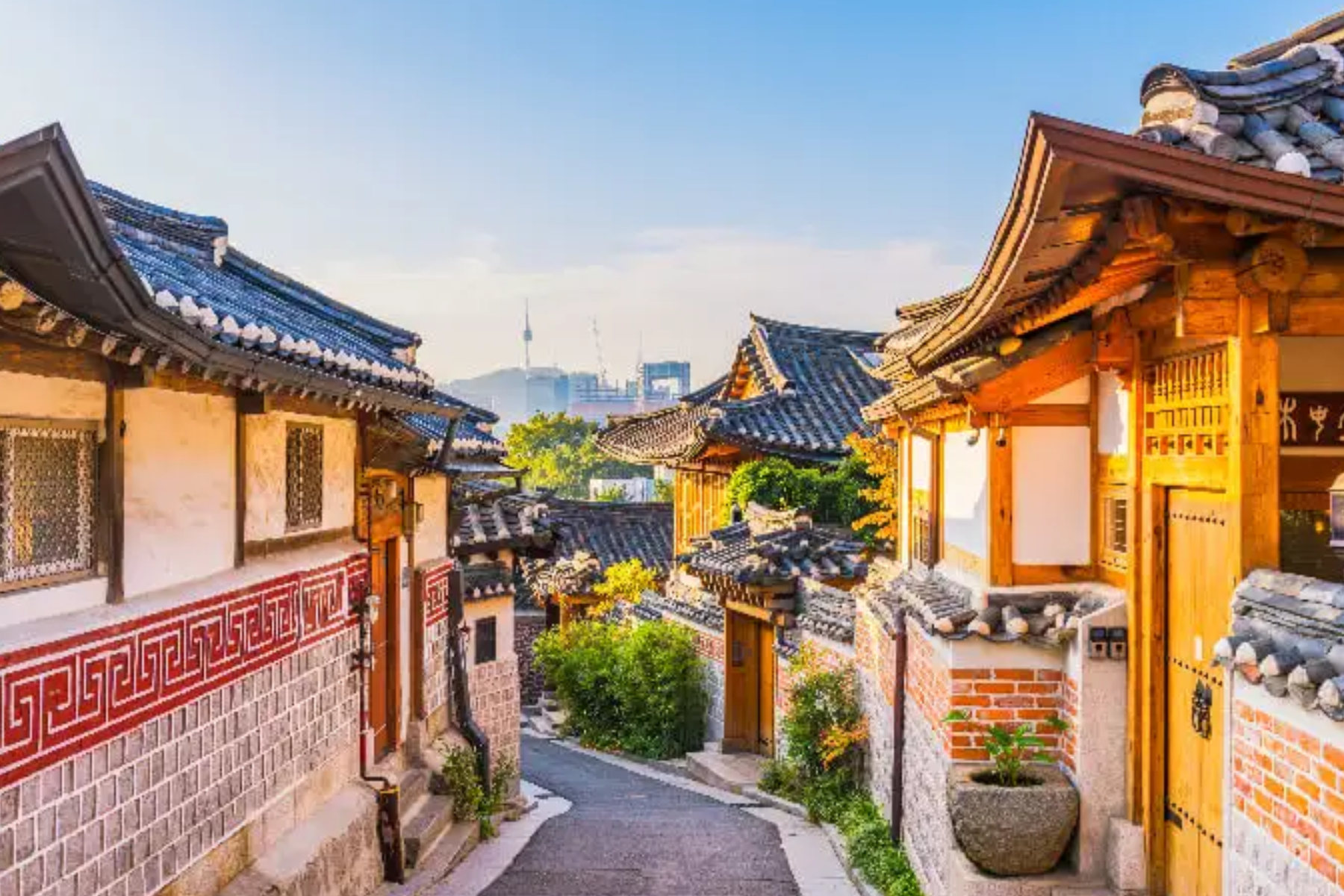 Seoul's colorful Bukchon Hanok villages