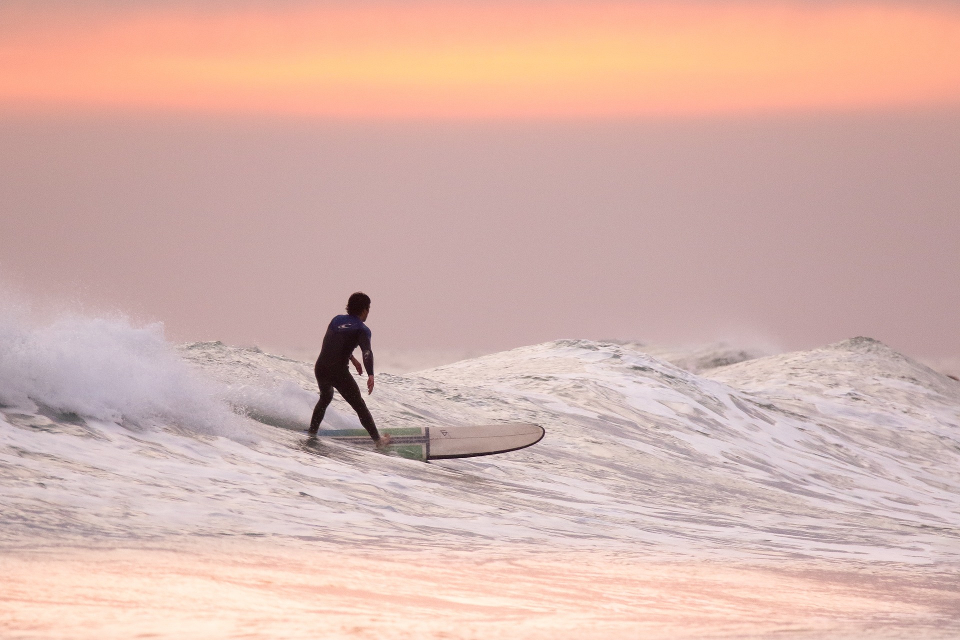 Surf Camps In Hawaii - Riding The Waves In Paradise
