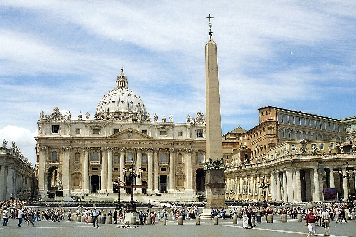 Saint Peter's Square, Vatican City, Rome, Italy