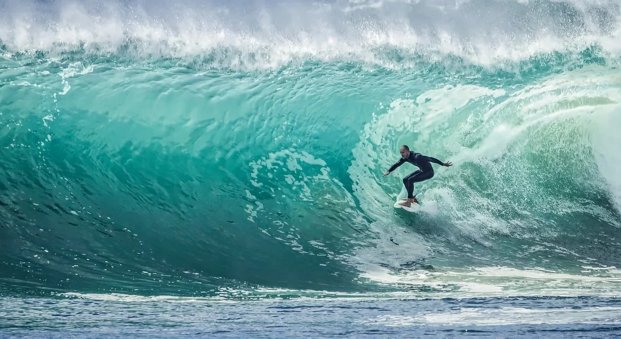 Surfing Spots In Australia - A Surfer's Paradise