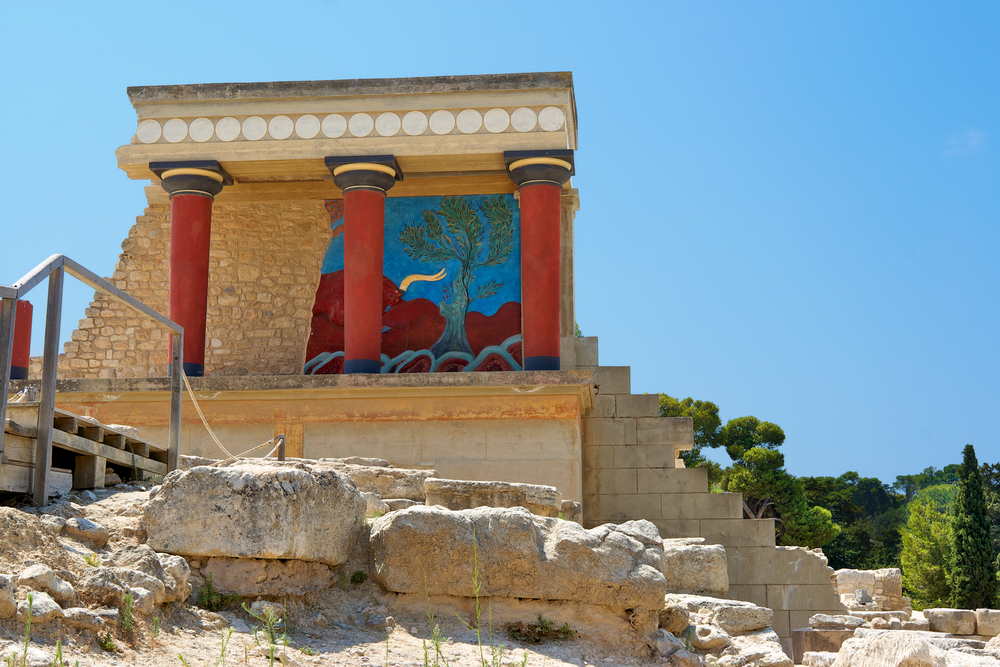 Knossos temple in minos