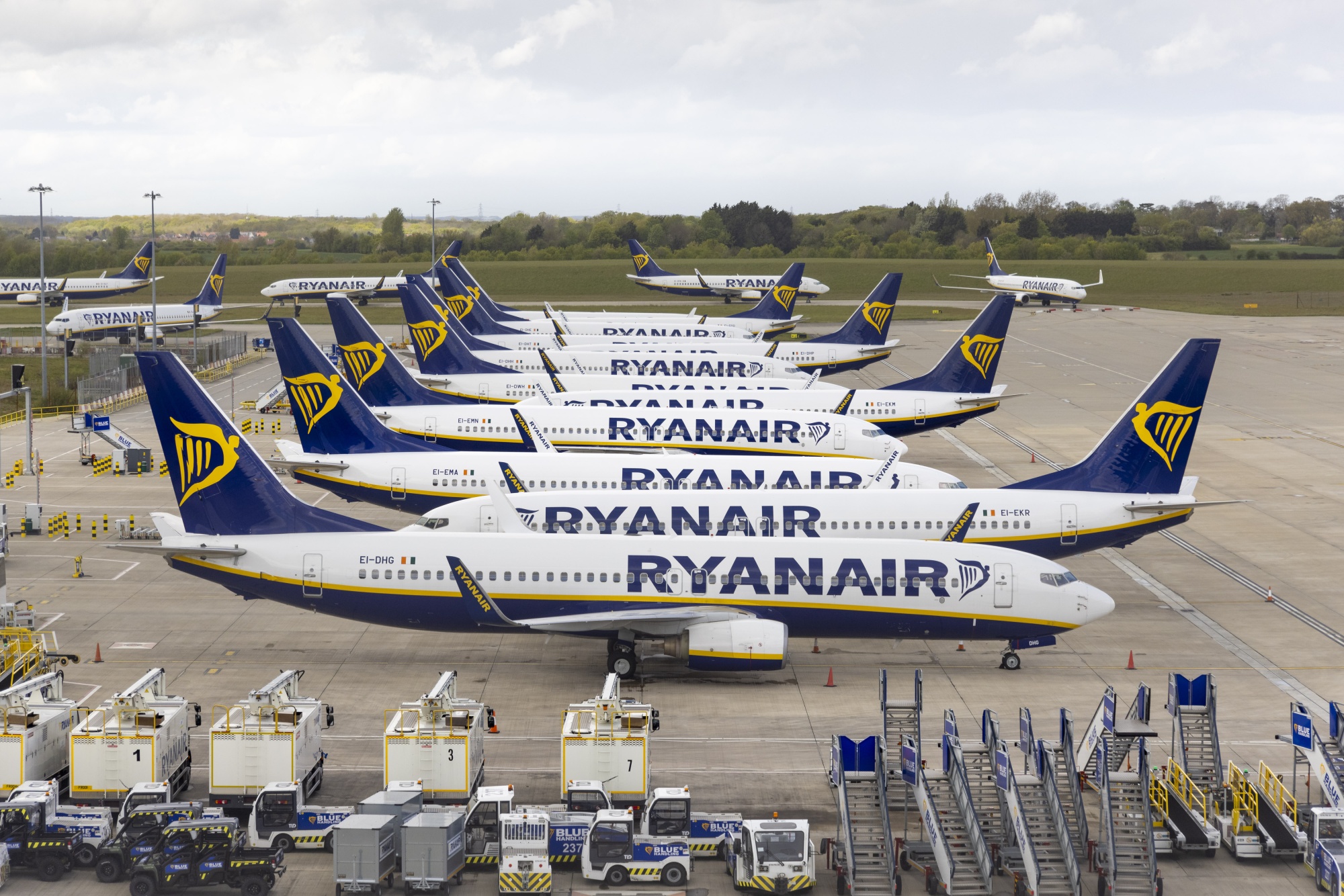 Ryanair airplanes